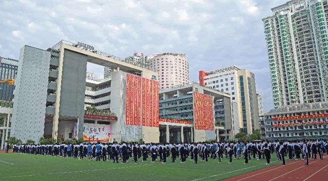 深圳市第一職業(yè)技術(shù)學(xué)校(深圳市第一職業(yè)技術(shù)學(xué)校?；?