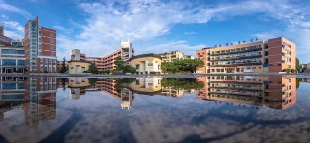 四川成都護理學院(四川成都護理學院中職)