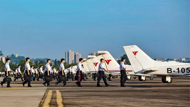 四川哪個學校的航空好(四川航空學校有哪些比較好的)