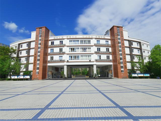 四川省簡陽市高級職業(yè)中學(xué)(四川省簡陽市高級職業(yè)中學(xué)汪在文電話)圖3