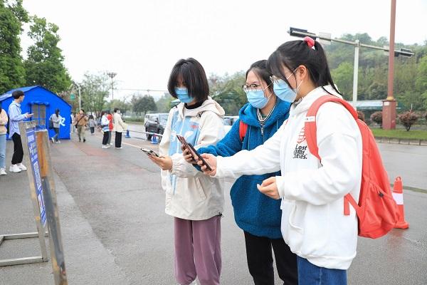 眉山職業(yè)技術學院分數(shù)線(成都職業(yè)技術學校專業(yè)分數(shù)線)