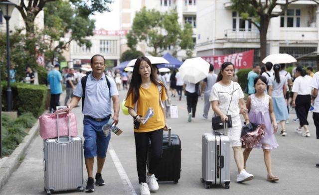 職業(yè)學校女生適合學什么專業(yè)(職業(yè)學校有哪些專業(yè)女生學什么好)