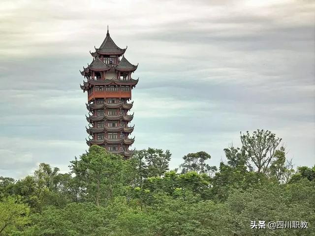 郫縣中專學(xué)校排名(江西公辦中專學(xué)校排名)