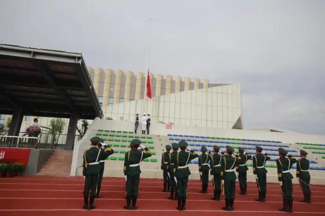 成都汽車職業(yè)技術(shù)學(xué)校在哪里(成都汽車職業(yè)技術(shù)學(xué)校向陽橋校區(qū))圖2